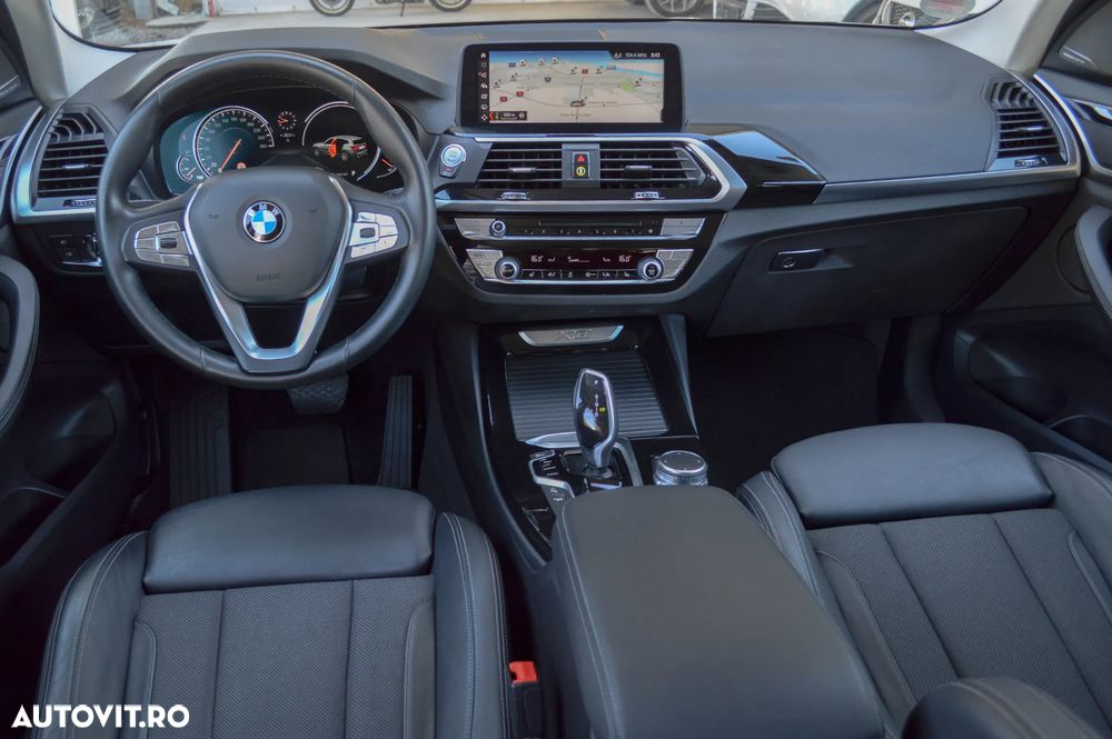 BMW X3 xDrive20d AT Luxury Line - 32