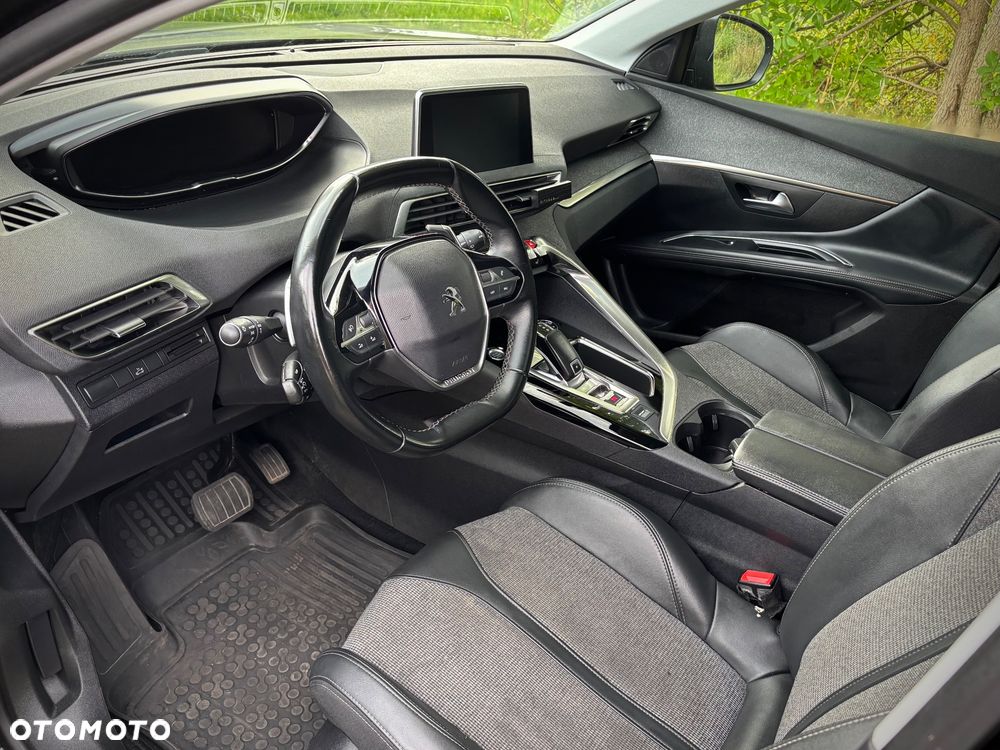 Peugeot 5008 1.5 BlueHDi Allure S&S EAT8 - 13