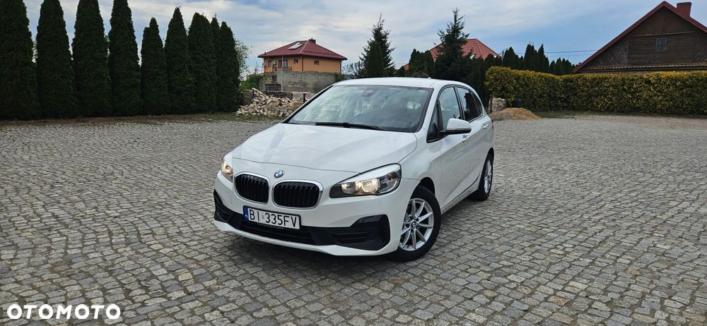 BMW Seria 2 216d - 5