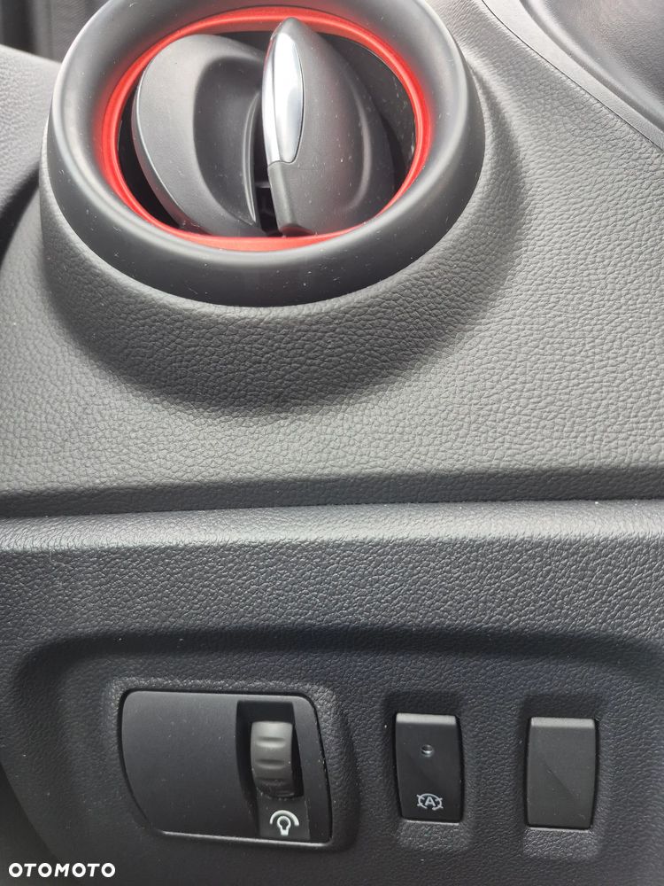 Renault Captur ENERGY TCe 120 LIMITED - 28
