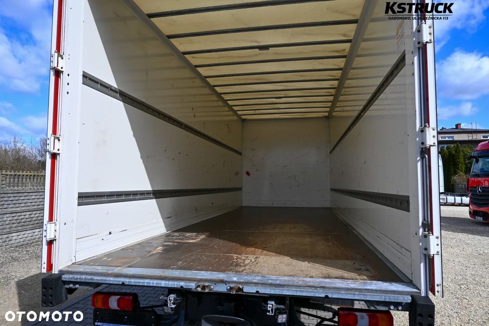 Mercedes-Benz Atego 818 L Kontener 7,25 - 15