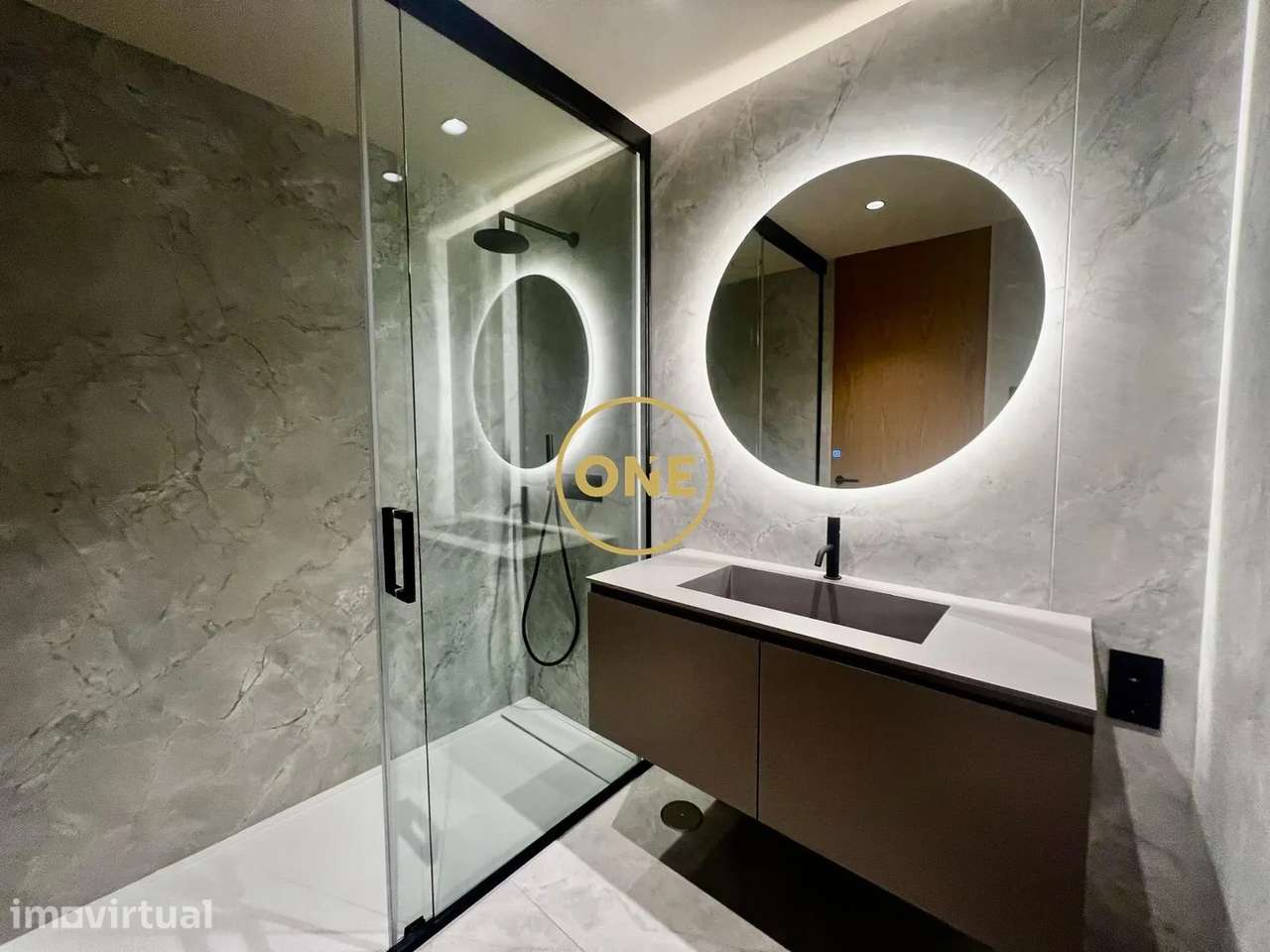 Moradia T5 com piscina, contemporânea e sofisticada, Cascais,  Birre - Grande imagem: 5/8