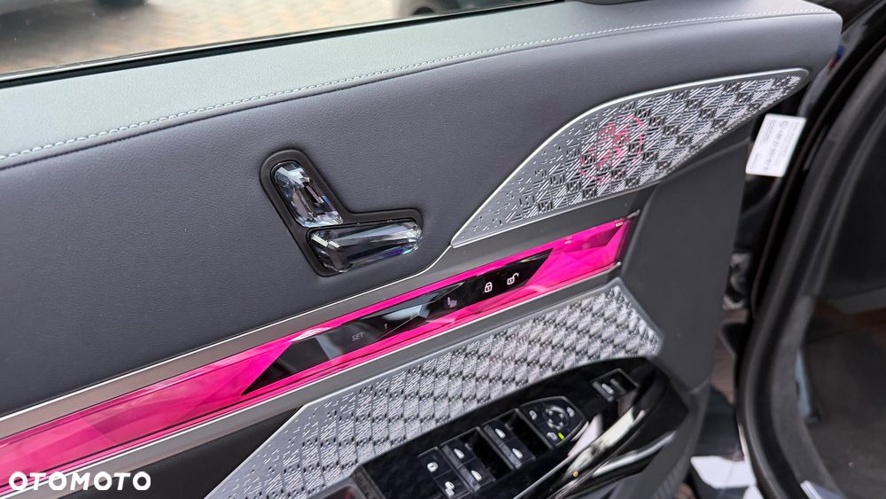 BMW Seria 7 - 15