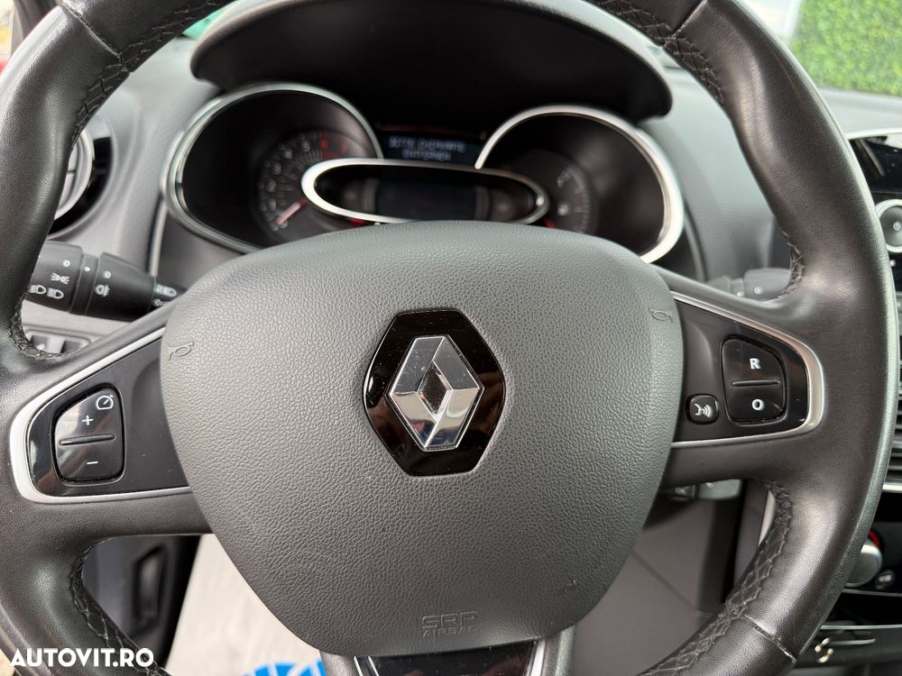 Renault Clio - 15