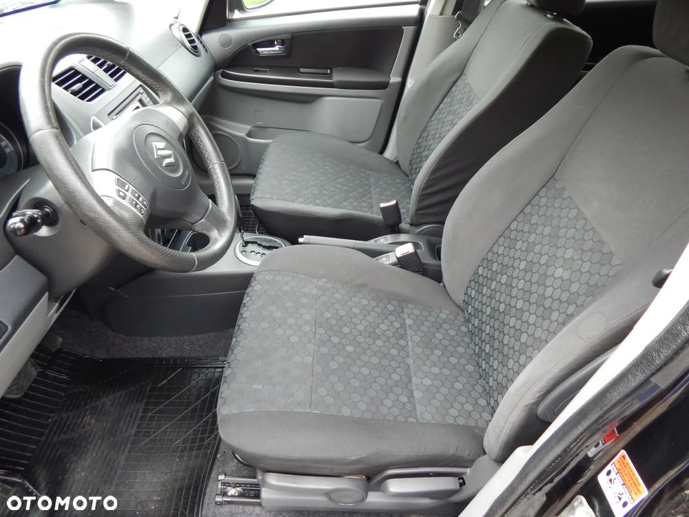 Suzuki SX4 Classic 1.6 VVT Automatik 4x2 Style - 8
