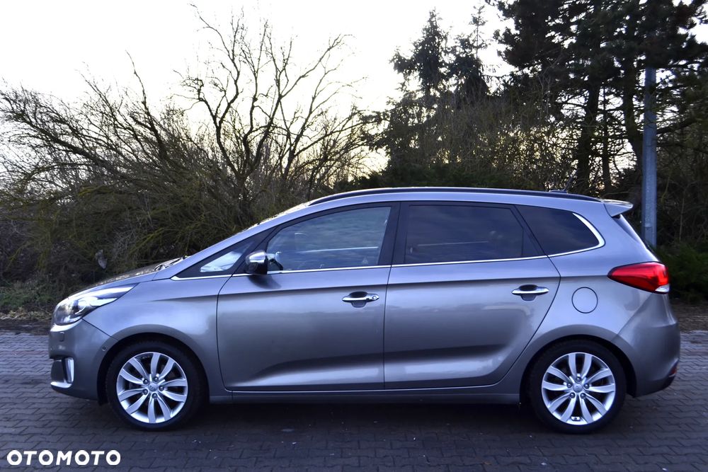 Kia Carens 1.7 CRDi Business Line 7os - 4