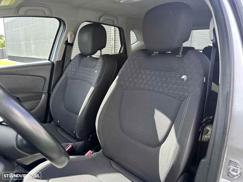 Renault Captur (ENERGY) dCi 90 EDC LIMITED - 24
