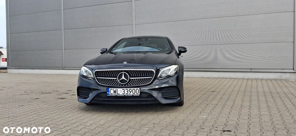 Mercedes-Benz Klasa E 220 d 4Matic 9G-TRONIC AMG Line - 6