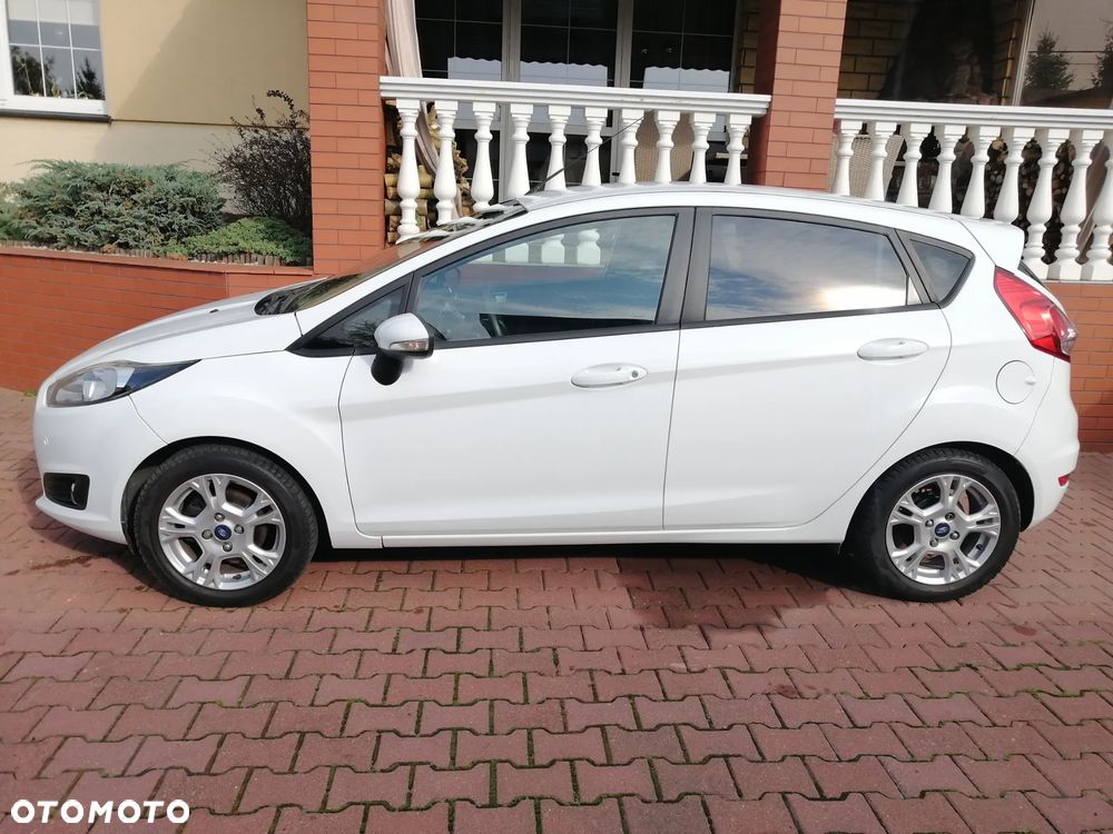 Ford Fiesta - 2