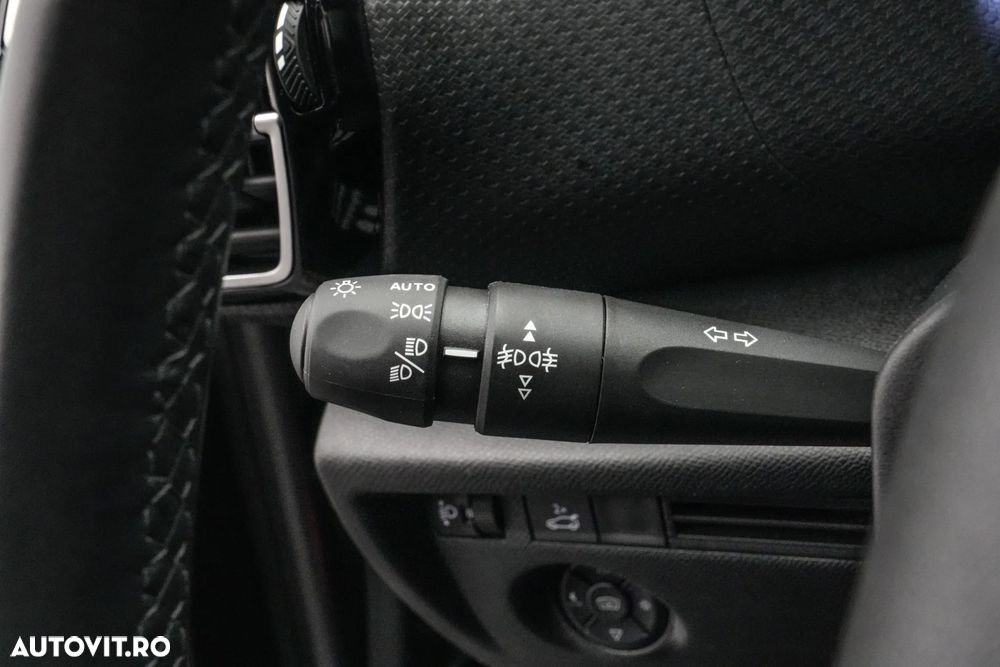 Citroën C4X 1.2 PureTech 130 S&S EAT8 Feel Pack - 23