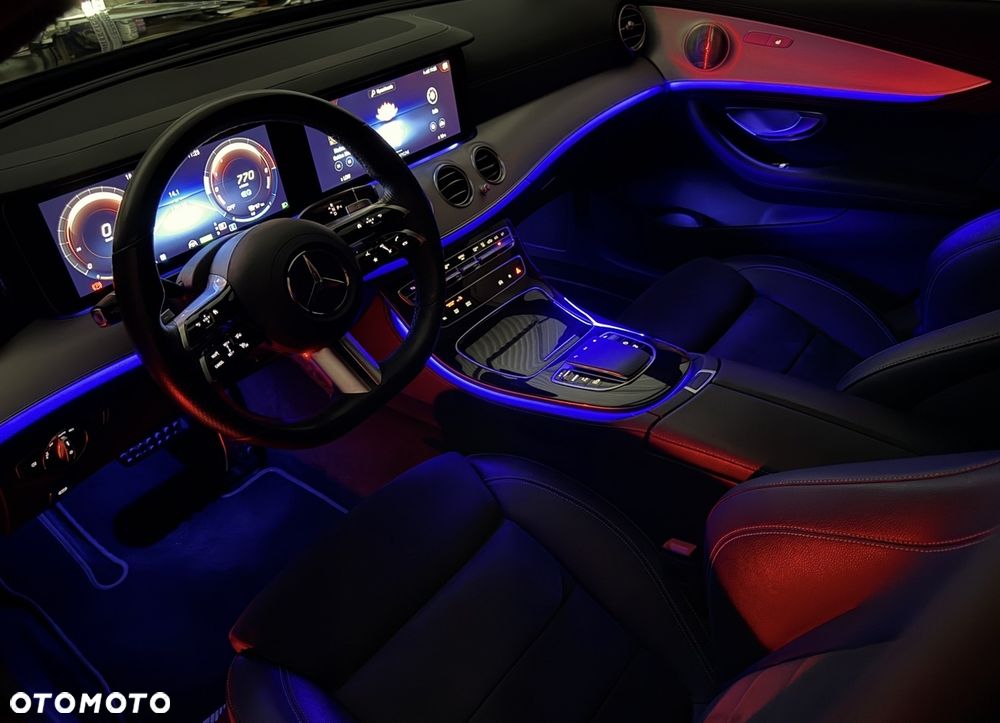 Mercedes-Benz Klasa E 300 de 4Matic 9G-TRONIC AMG Line - 38