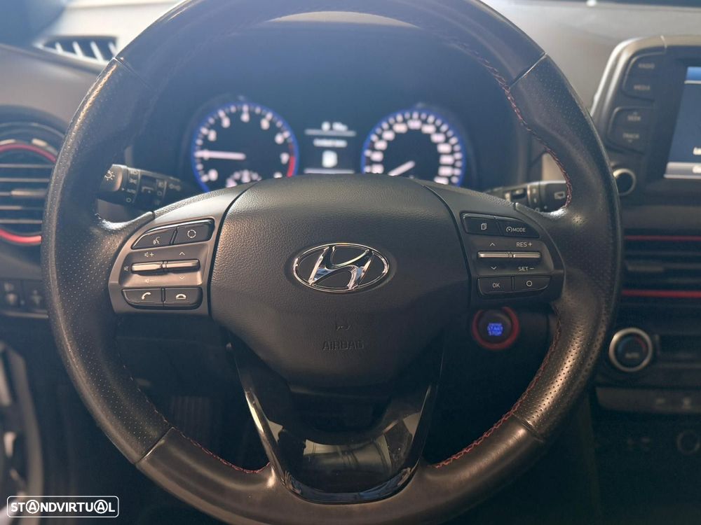 Hyundai Kauai 1.0 T-GDi Pele/Tecido Vermelho - 17