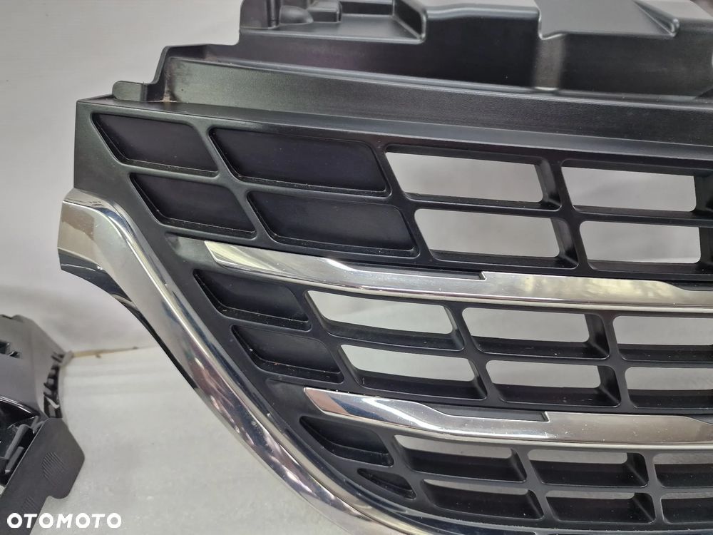 RENAULT TRAFIC III 3 LIFT 18- ATRAPA / GRILL PRZEDNI PRZÓD , NR 623105226R , NR AUKCJI GL528 - 2