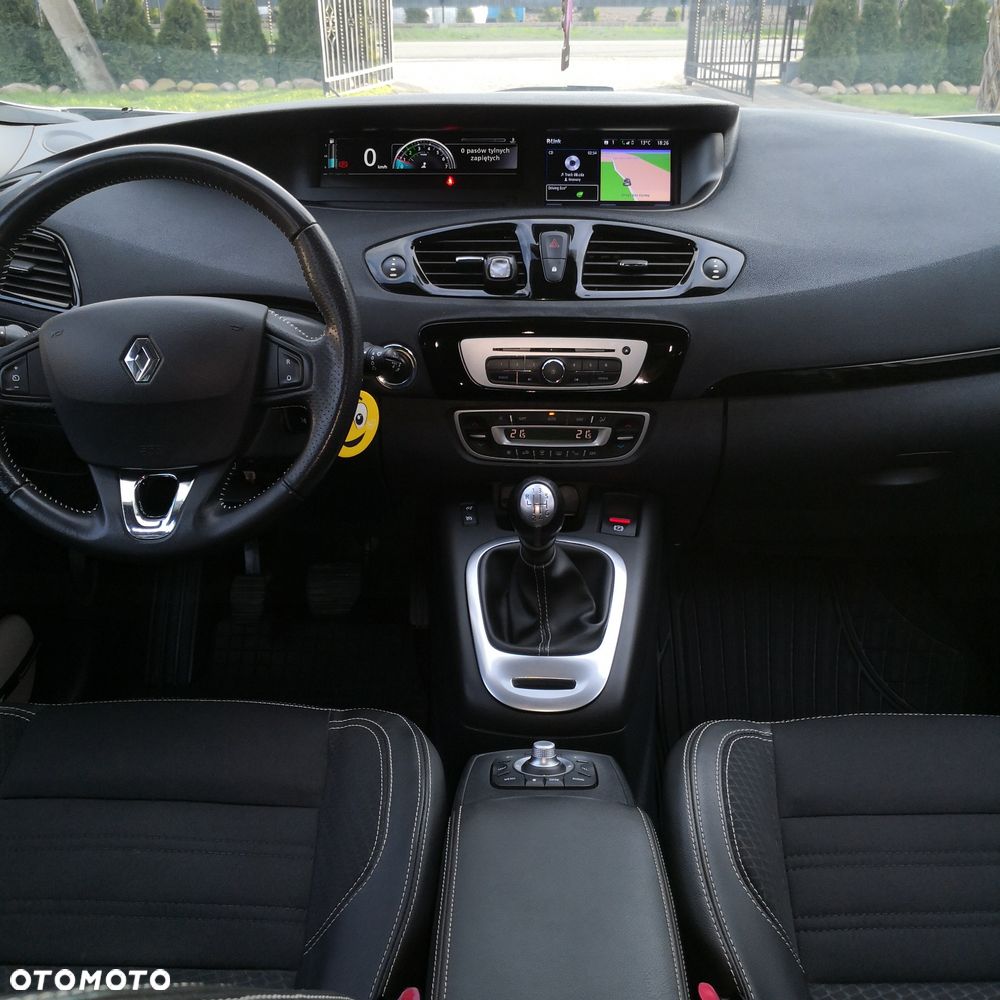 Renault Grand Scenic - 5