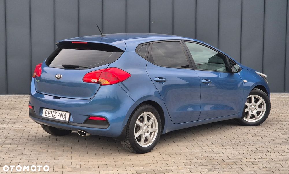 Kia Ceed - 15