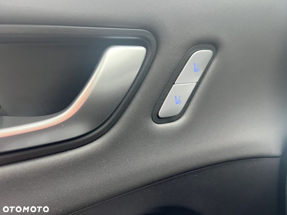 Hyundai Kona 1.6 GDI Hybrid Platinum DCT - 31