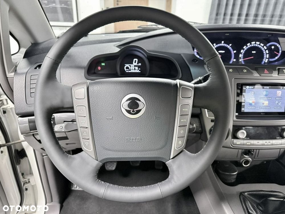 SsangYong/KGM Rodius 2.0 e-XDi200 Sapphire - 28