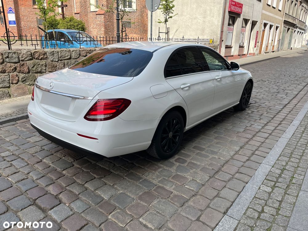 Mercedes-Benz Klasa E 200 d 9G-TRONIC - 7