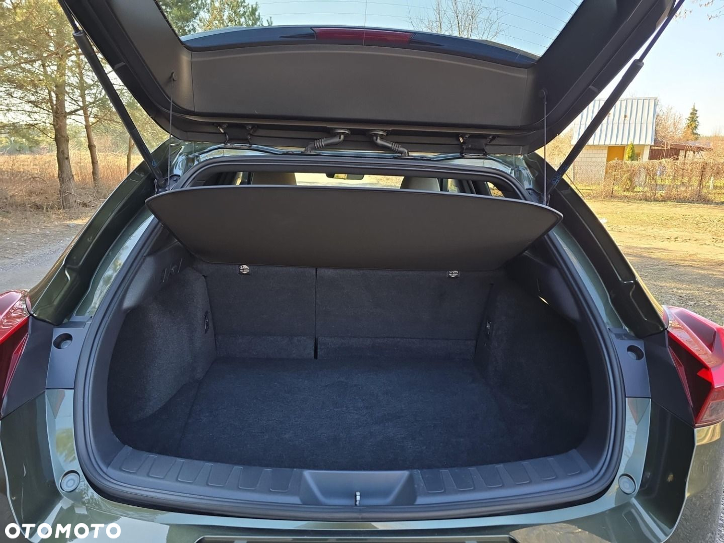 Lexus UX - 23