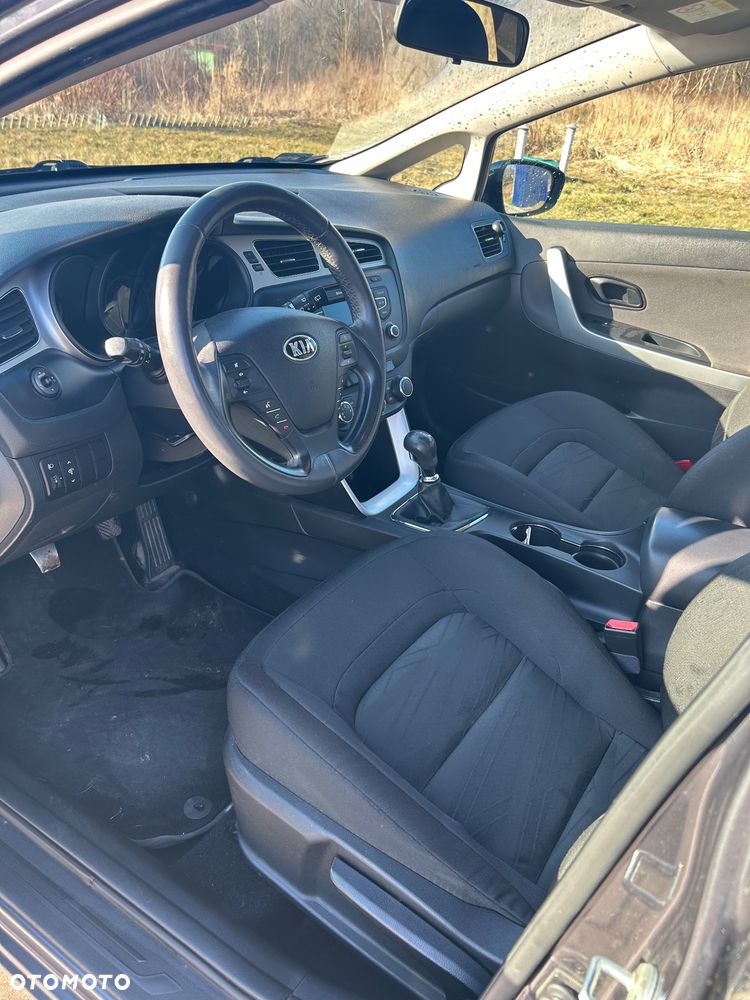 Kia Ceed - 7
