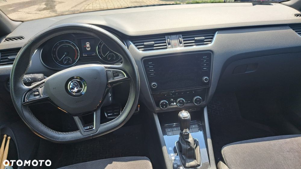 Skoda Octavia 2.0 TSI RS 245 DSG - 8