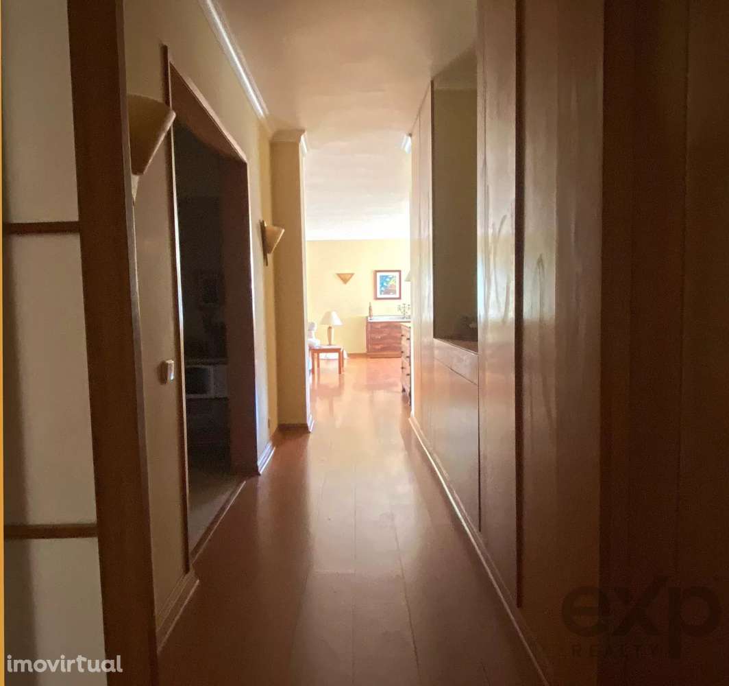 Excelente apartamento T1 para venda com vista de mar em São João da Ca - Grande imagem: 4/11