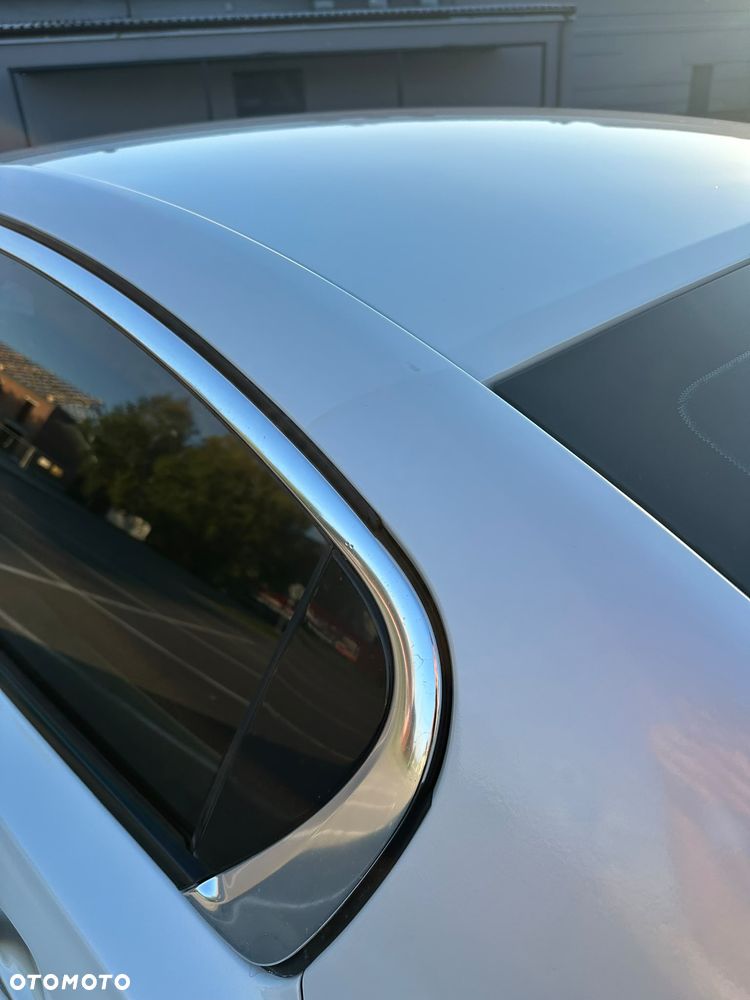 Peugeot 508 RXH 2.0 HDi HYbrid4 - 27