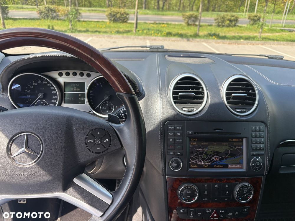 Mercedes-Benz ML 300 CDI 4Matic 7G-TRONIC DPF BlueEFFICIENCY - 9