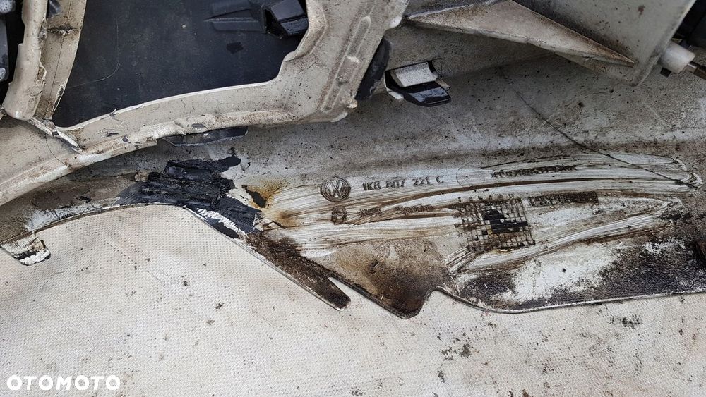 zderzak przód VW Scirocco - 12