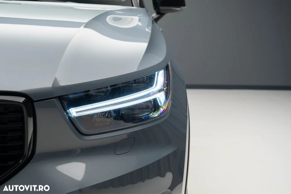 Volvo XC 40 B4 B AWD Geartronic RDesign - 9