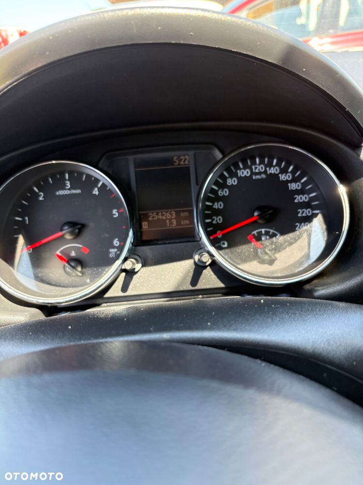 Nissan Qashqai 1.5 dCi DPF acenta - 12