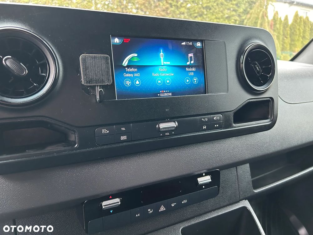 Mercedes-Benz Sprinter 314 - 17