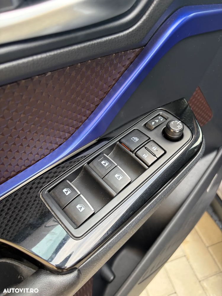 Toyota C-HR Business-Edition - 22
