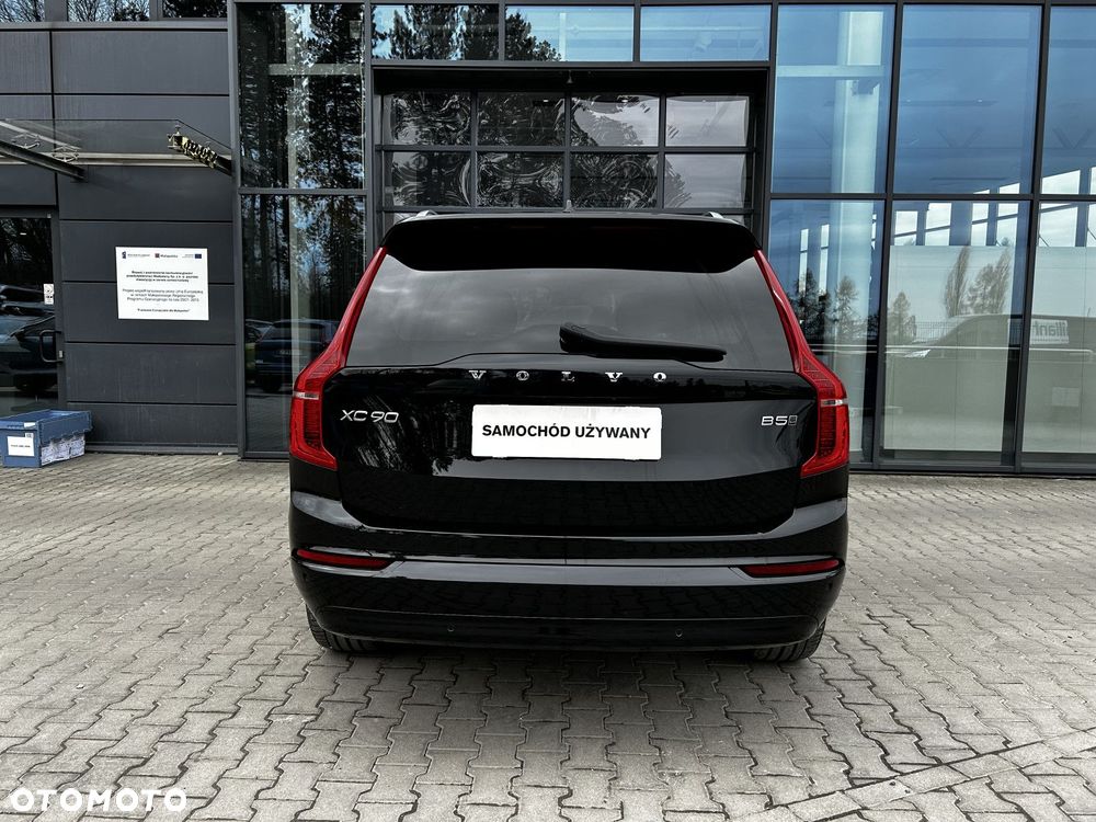 Volvo XC 90 - 7