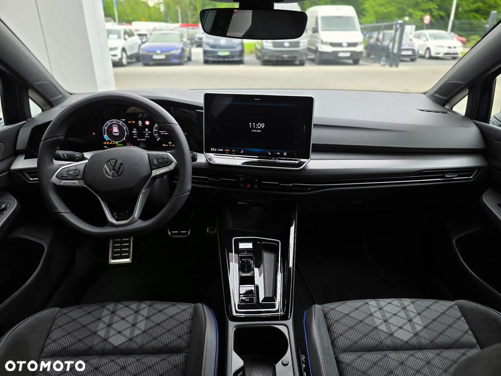 Volkswagen Golf 1.5 eTSI mHEV R-Line Plus DSG - 15