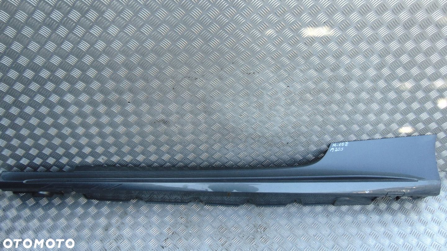 Listwa progowa lewa Mercedes C 205 Cabrio AMG 14- - 1