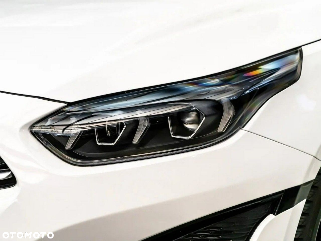 Kia ProCeed - 10