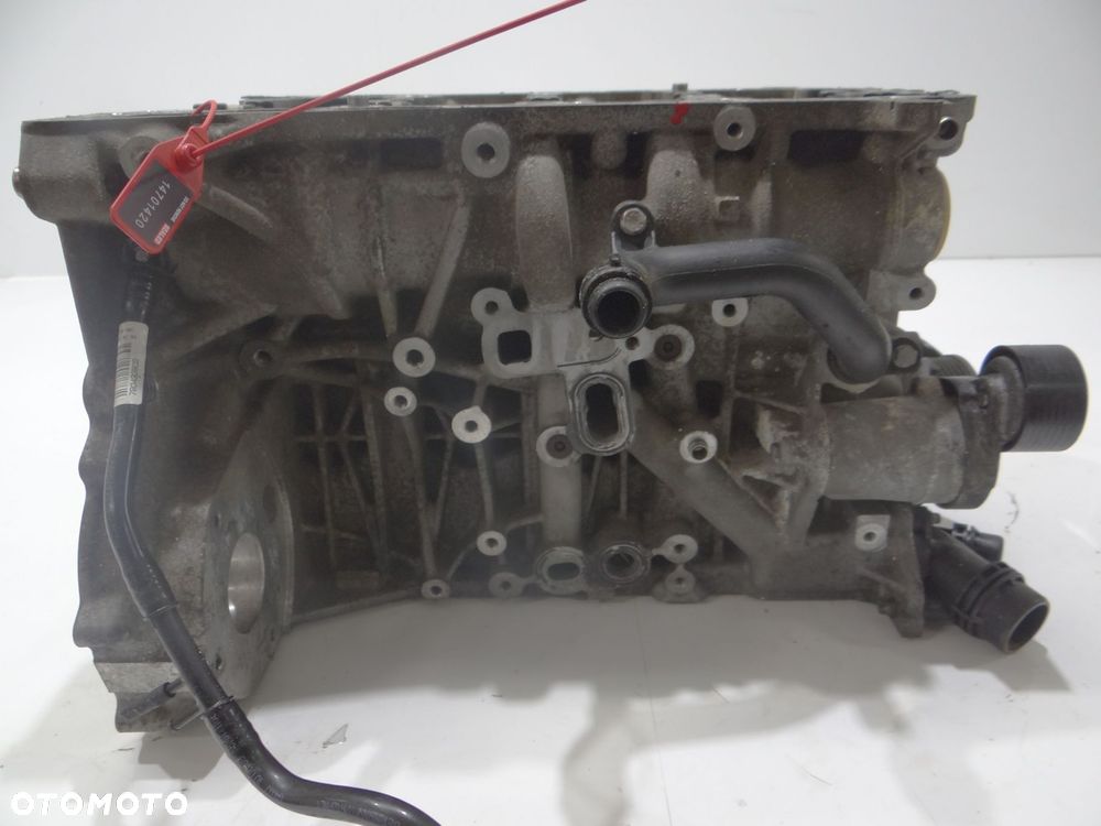 BLOK SILNIKA BMW E81 E87 E88 N47 7811138 - 3