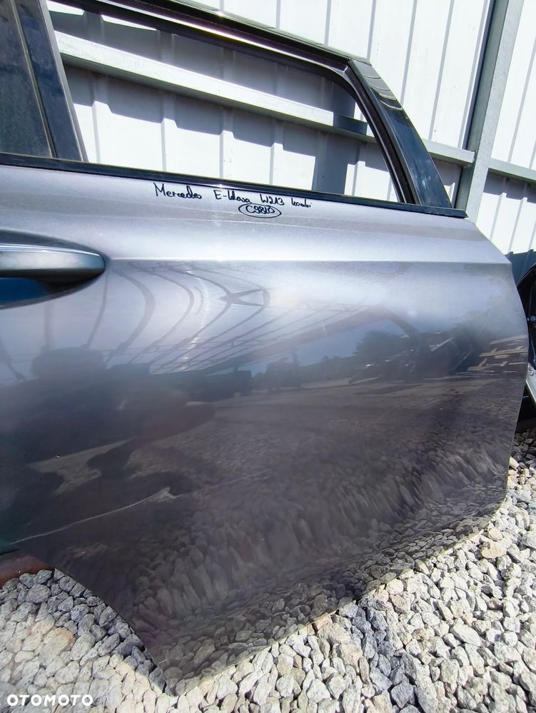 MERCEDES E-KLASA W213 KOMBI DRZWI PRAWE TYLNE POZNAŃ GIEŁDA - 4