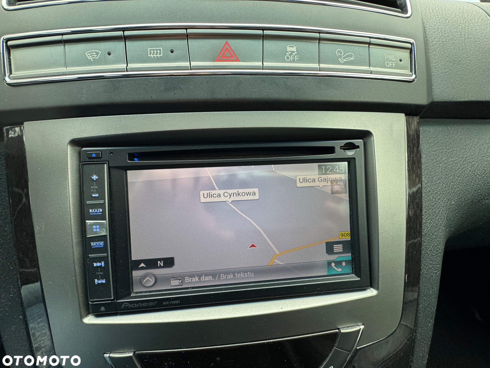 SsangYong/KGM Rexton - 32