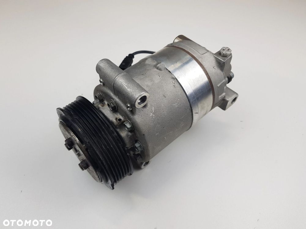 Kompresor Sprężarka klimatyzacji Volkswagen Audi 1J0973802 - 7