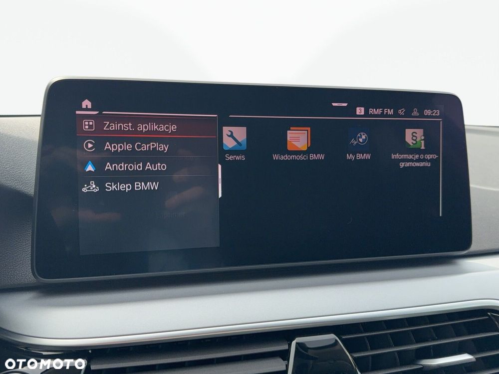 BMW Seria 5 - 32