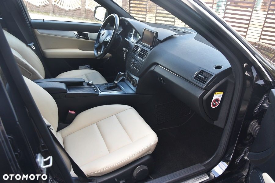 Mercedes-Benz Klasa C 200 Kompressor Automatik Avantgarde - 15