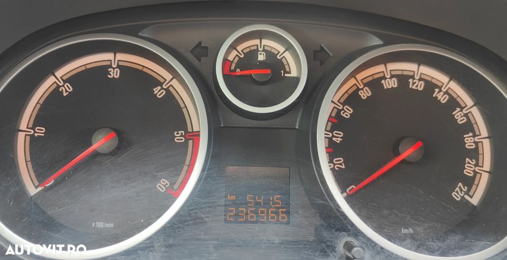 Opel Corsa - 9