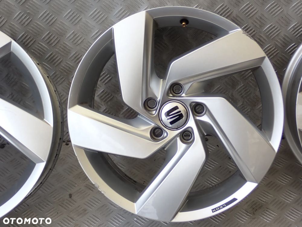 FELGI ALUMINIOWE SEAT LEON  7,5JX17  ET 51  5X112  5H0601025E - 6