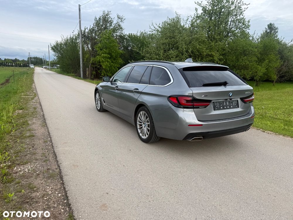 BMW Seria 5 530i mHEV Luxury Line - 6