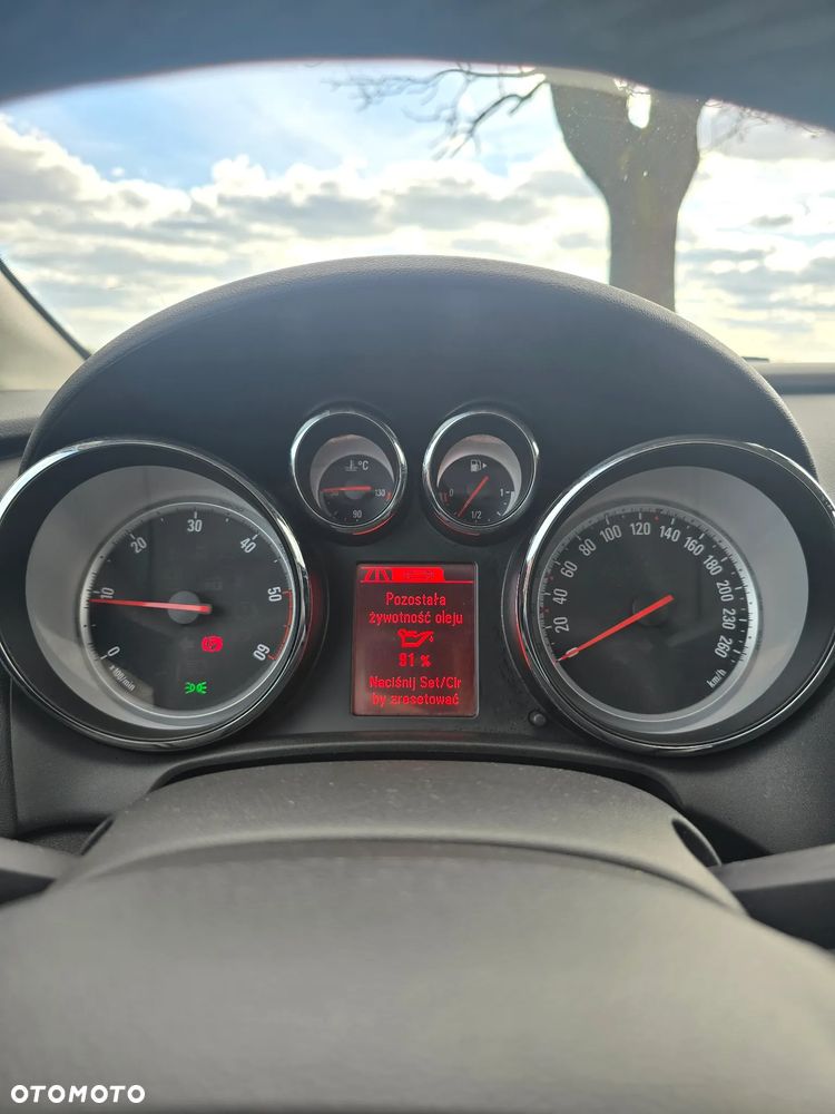 Opel Astra 2.0 CDTI Cosmo S&S - 19