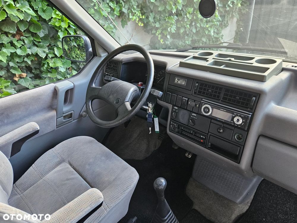 Volkswagen California - 15