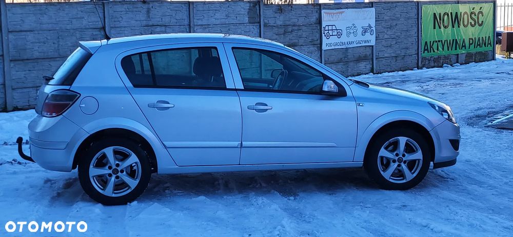 Opel Astra 1.8 Innovation - 4