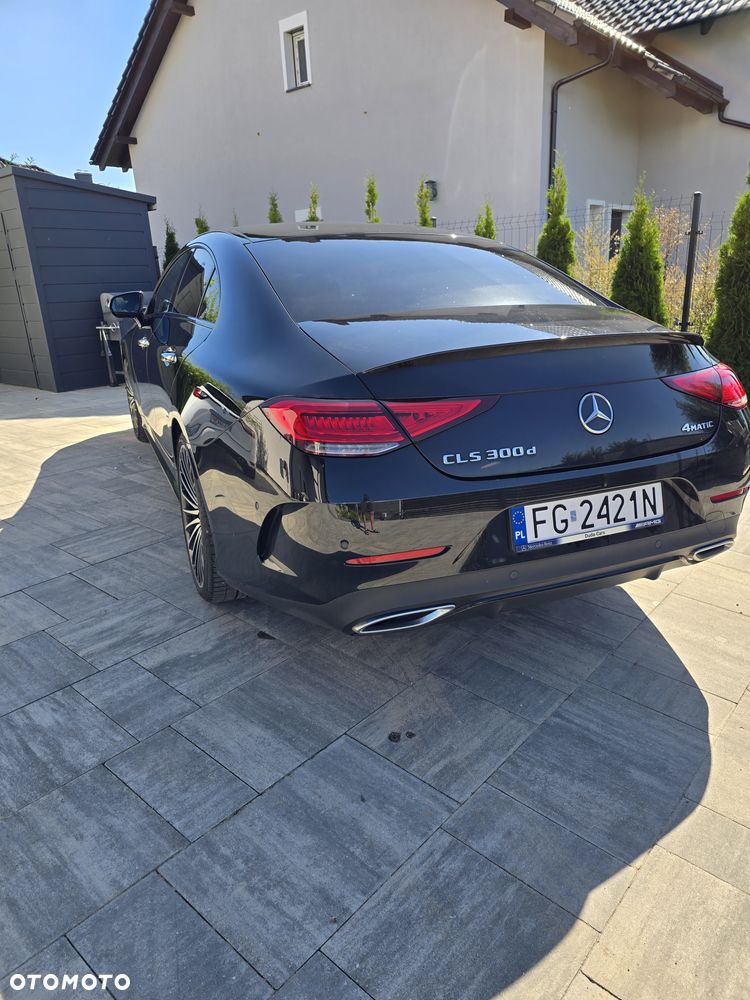 Mercedes-Benz CLS - 12